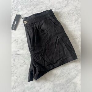 Black Linen Shorts with Pockets 🖤